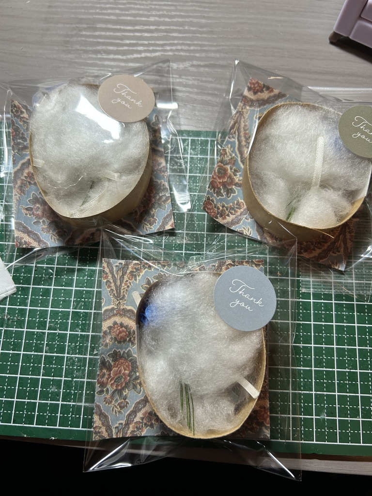 青薔薇のミニブーケ