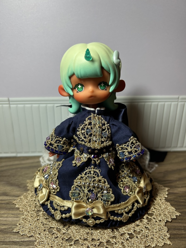 煌めきの国の女王ドレス
