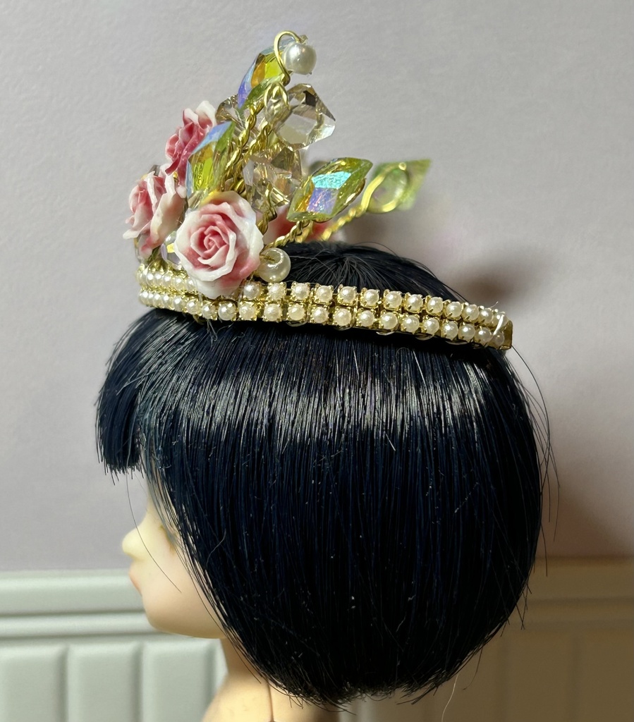 茨姫のティアラ