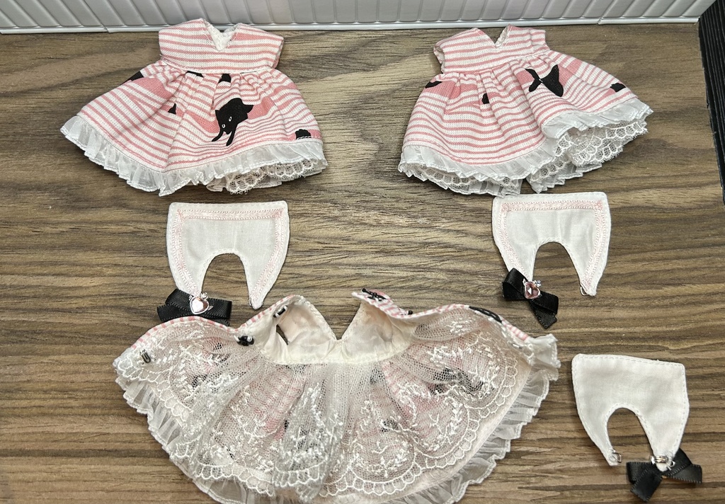 かくれんぼ猫セーラーワンピース