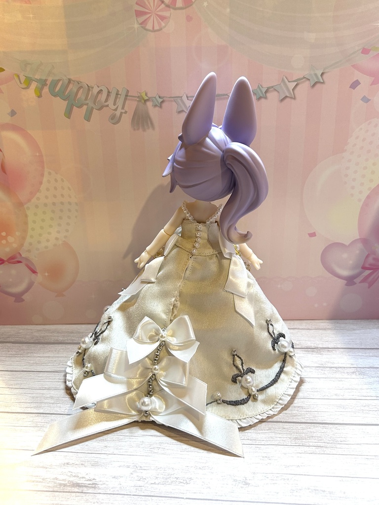 月明かりの女神のドレス
