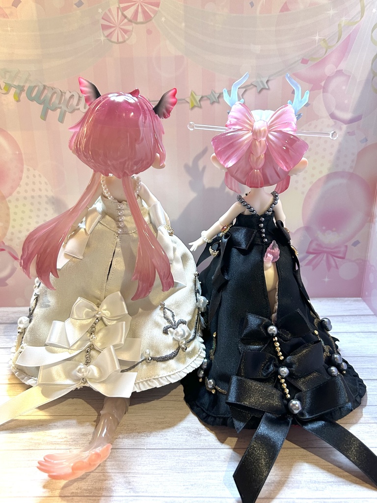 暗闇の女神のドレス