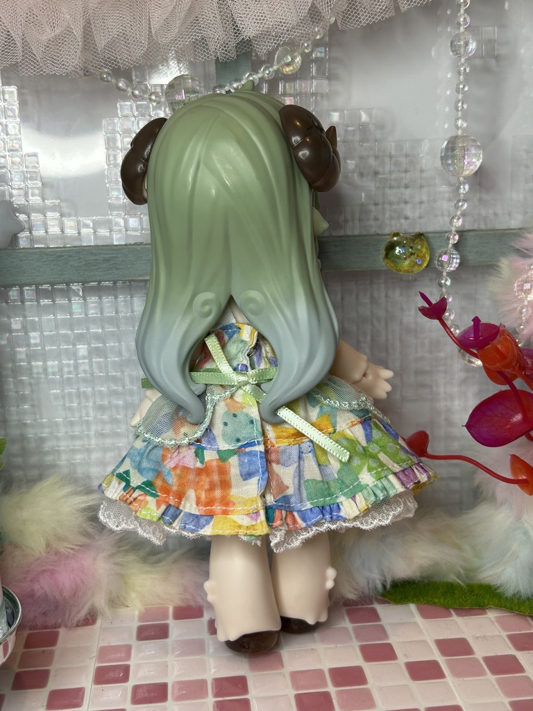 リボンいっぱいエプロンワンピース(綿綿)