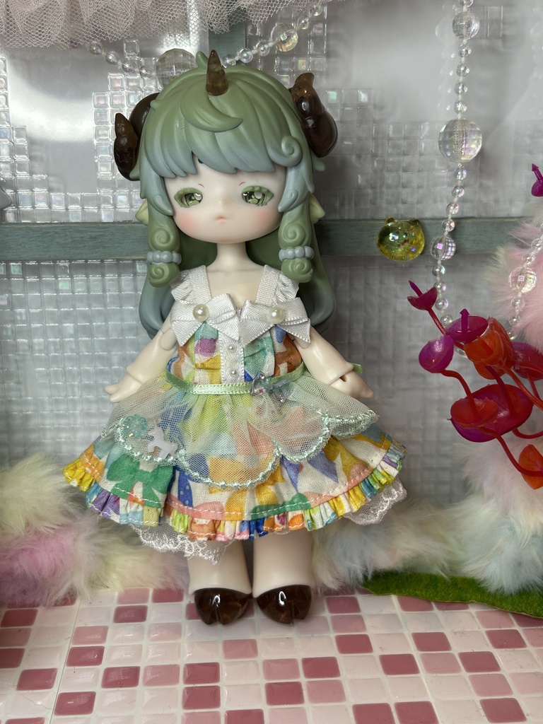 リボンいっぱいエプロンワンピース(綿綿)