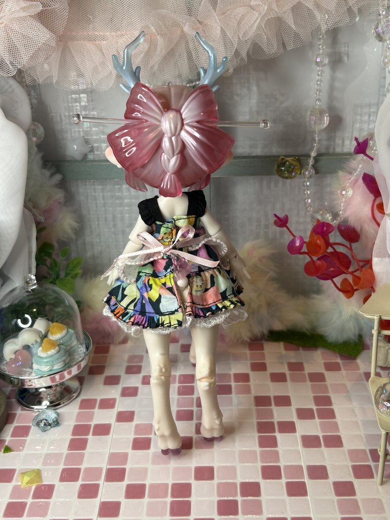 リボンいっぱいエプロンワンピース