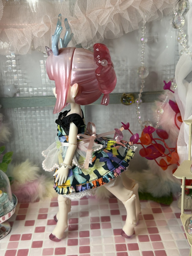 リボンいっぱいエプロンワンピース