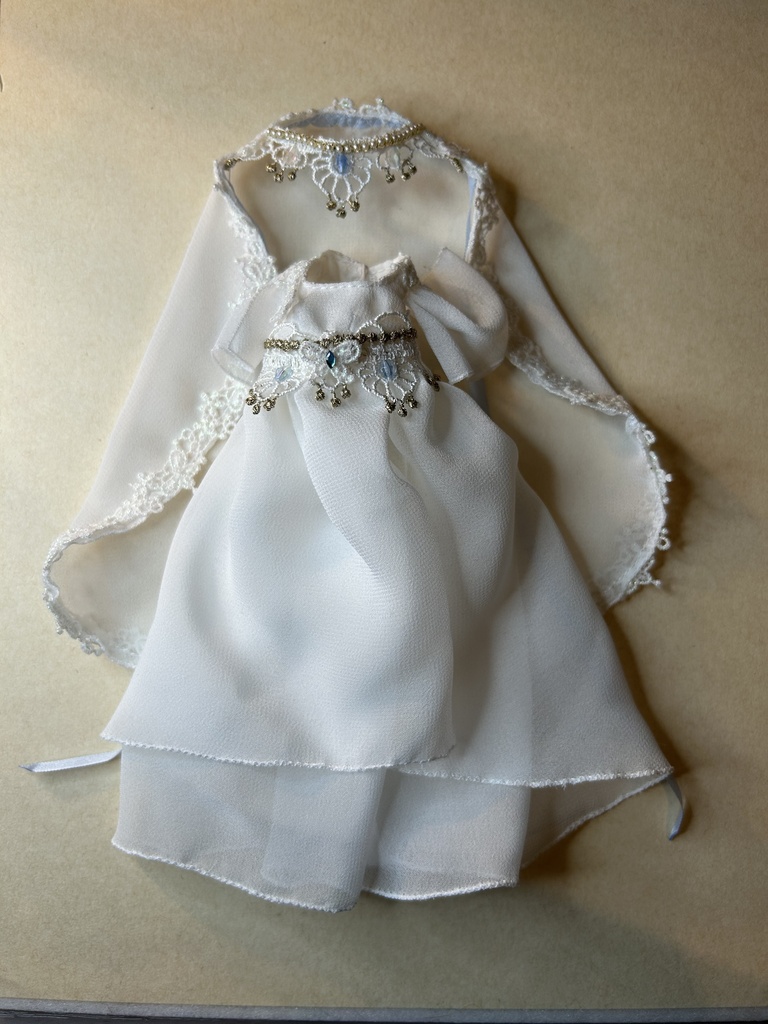 1/8サイズ　エルフのウエディングドレスセット