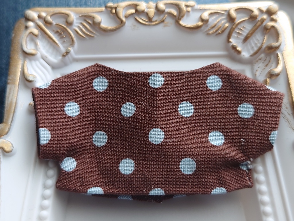 チョコ色シャツ(10cmぬい用)