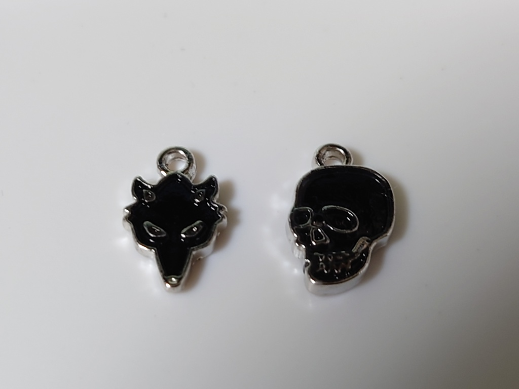 ワイルドなネックレス(ぬい用アクセサリー)