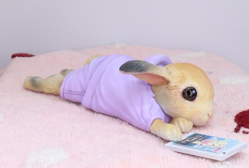 巣ごもりウサギ ガレージキット 未塗装 未組み立て ガレージキット