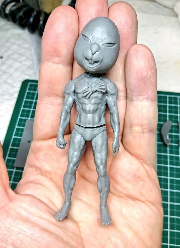 【 感染兎 】 1/20 ガレージキット