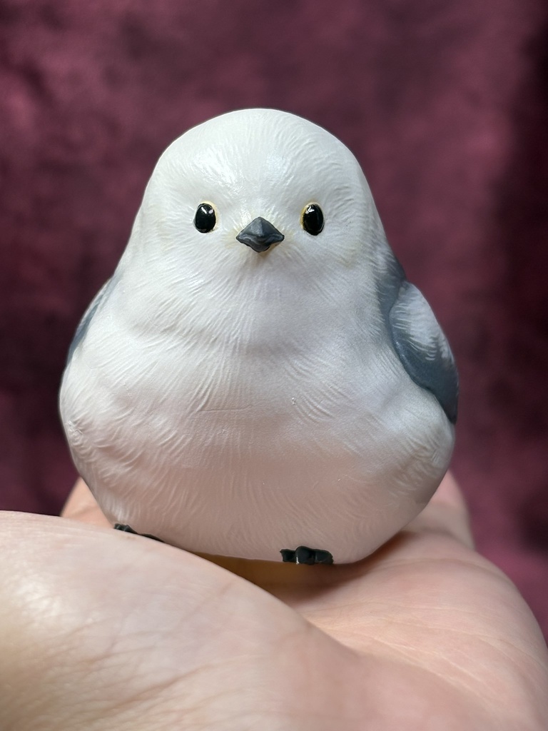 手のりシマエナガさん