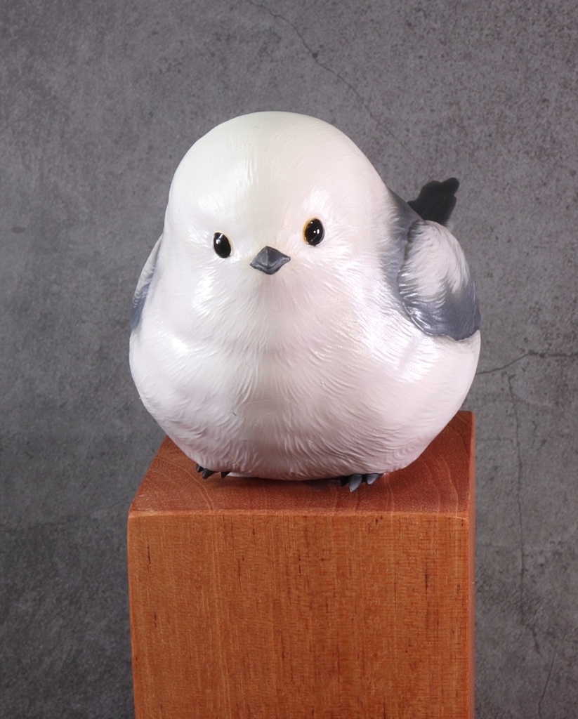 手のりシマエナガさん