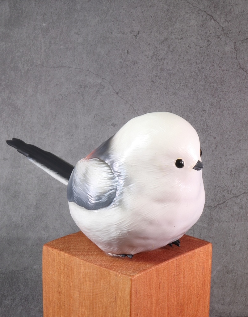 手のりシマエナガさん