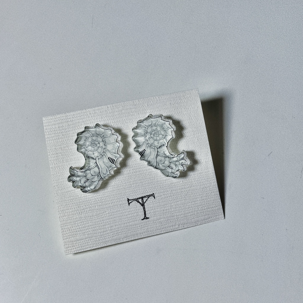 アンモナイトピアス(大)