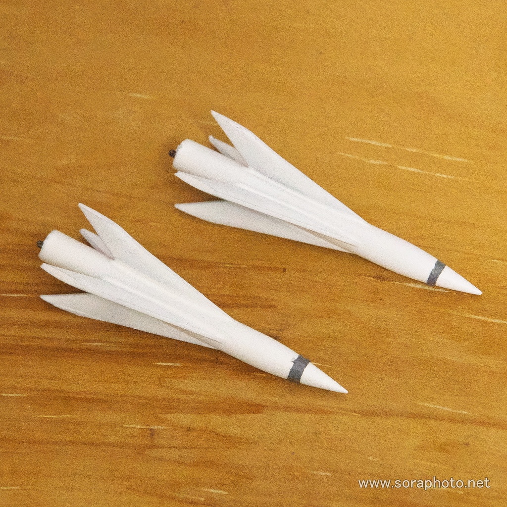 【在庫品】1/72スケール AA.20 / AS.20 2本(プラスチックモデル用品)