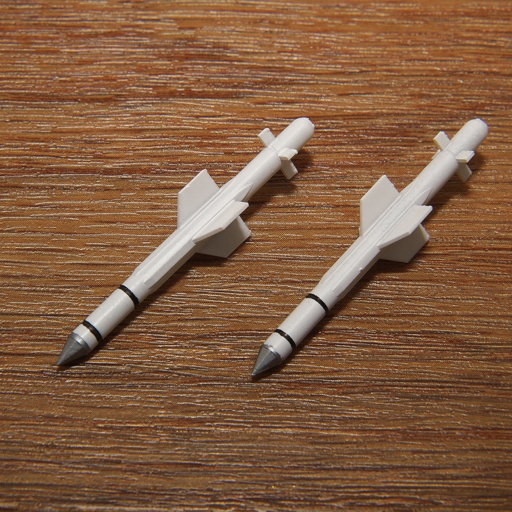 【在庫品】1/72スケール ファイアストリーク 2本(プラスチックモデル用品)