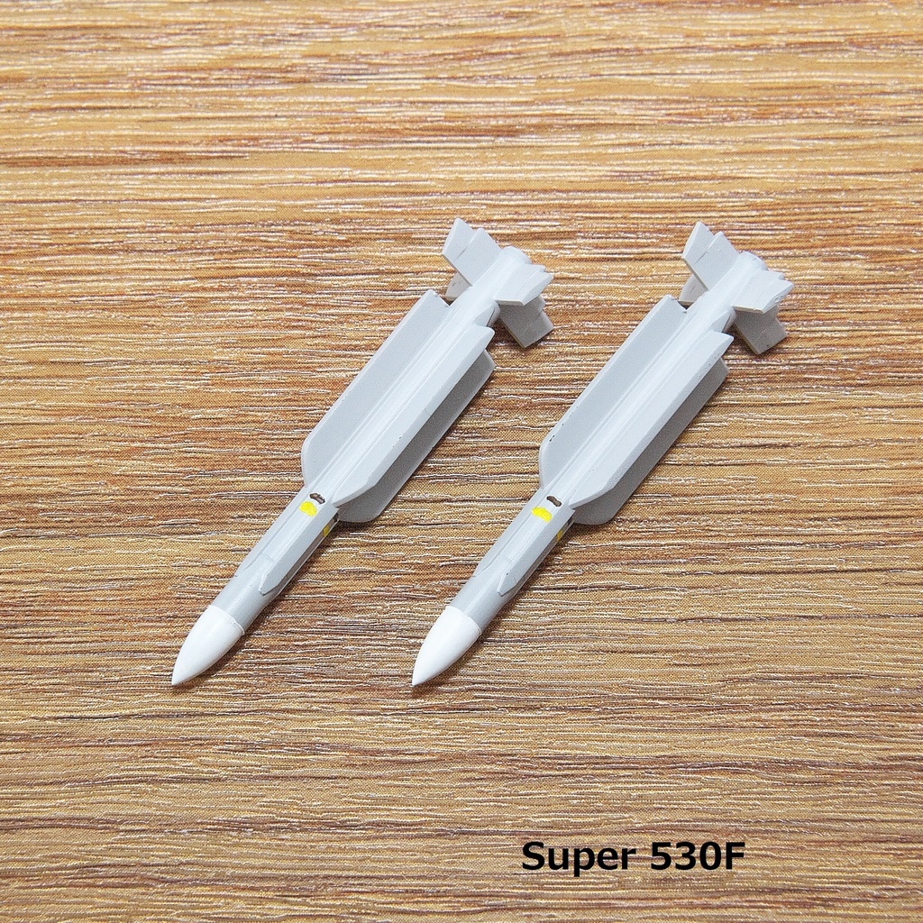 【在庫品】1/72スケール Super 530 2本(プラスチックモデル用品)