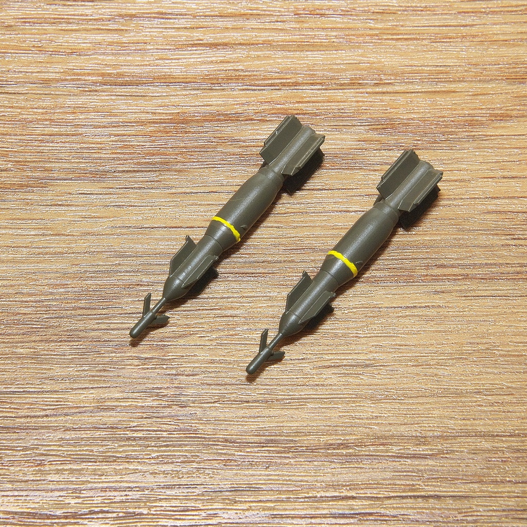 【在庫品】1/72スケール BGL-400 2本(プラスチックモデル用品)