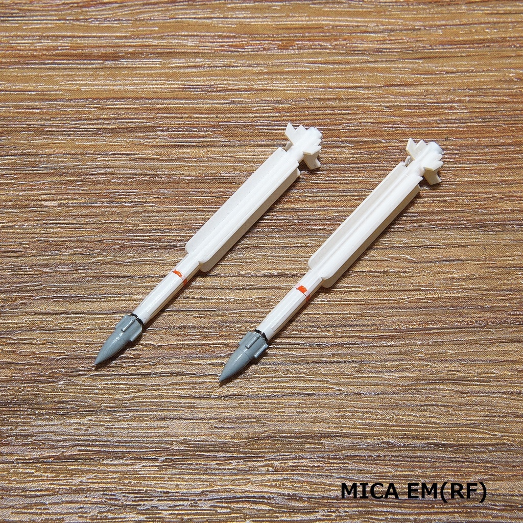 【在庫品】1/72スケール MICA 2本(プラスチックモデル用品)