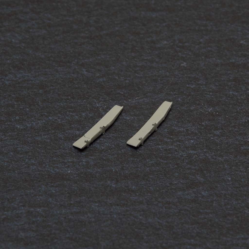 【在庫品】1/72スケール A-37 アウトボードパイロン 2個（プラスチックモデル用品）