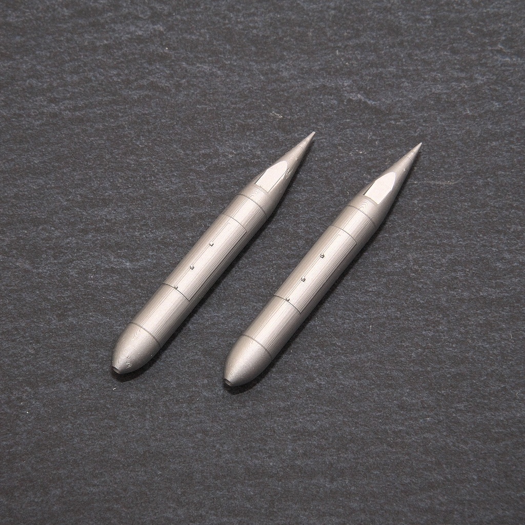 【在庫品】1/72スケール AN/ALE-2(J/ALE-2) チャフディスペンサー 2本（プラスチックモデル用品）