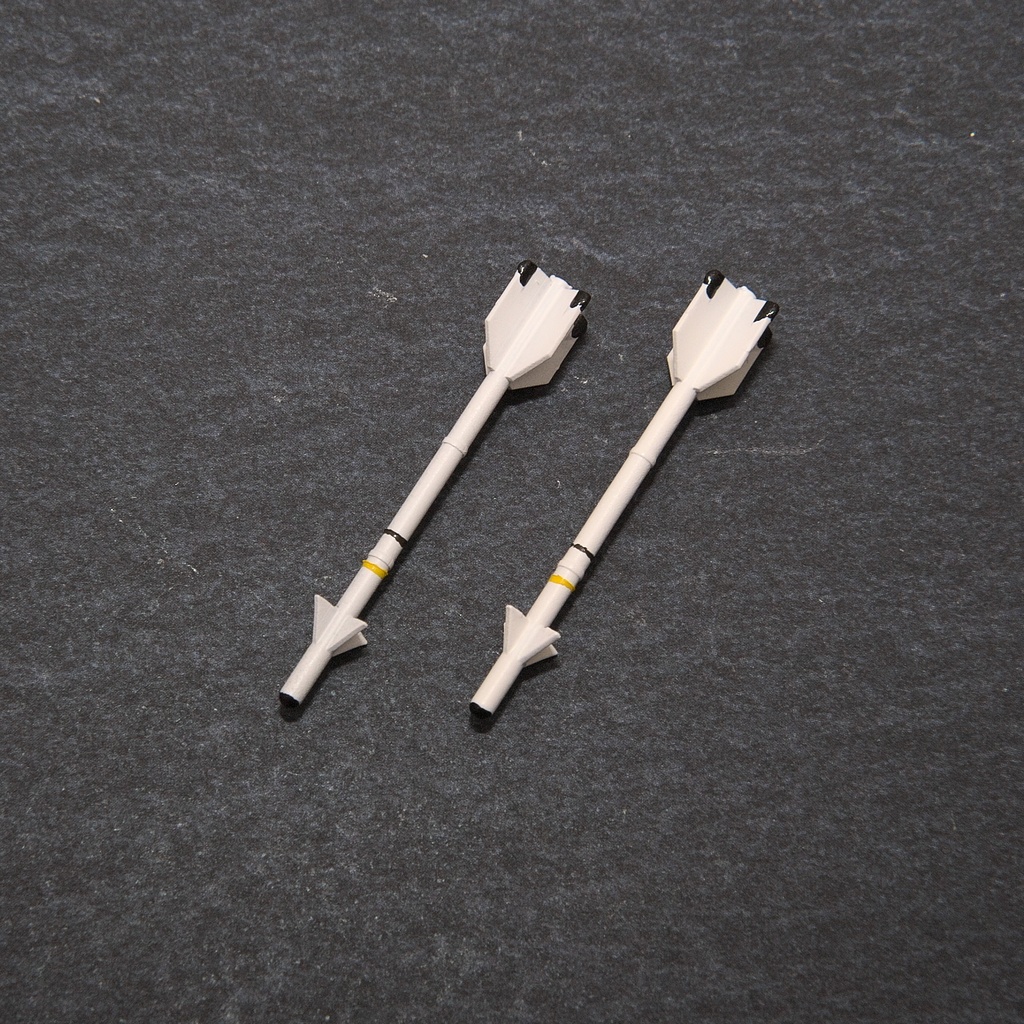 【在庫品】1/72スケール AIM-9B サイドワインダー（プラスチックモデル用品）