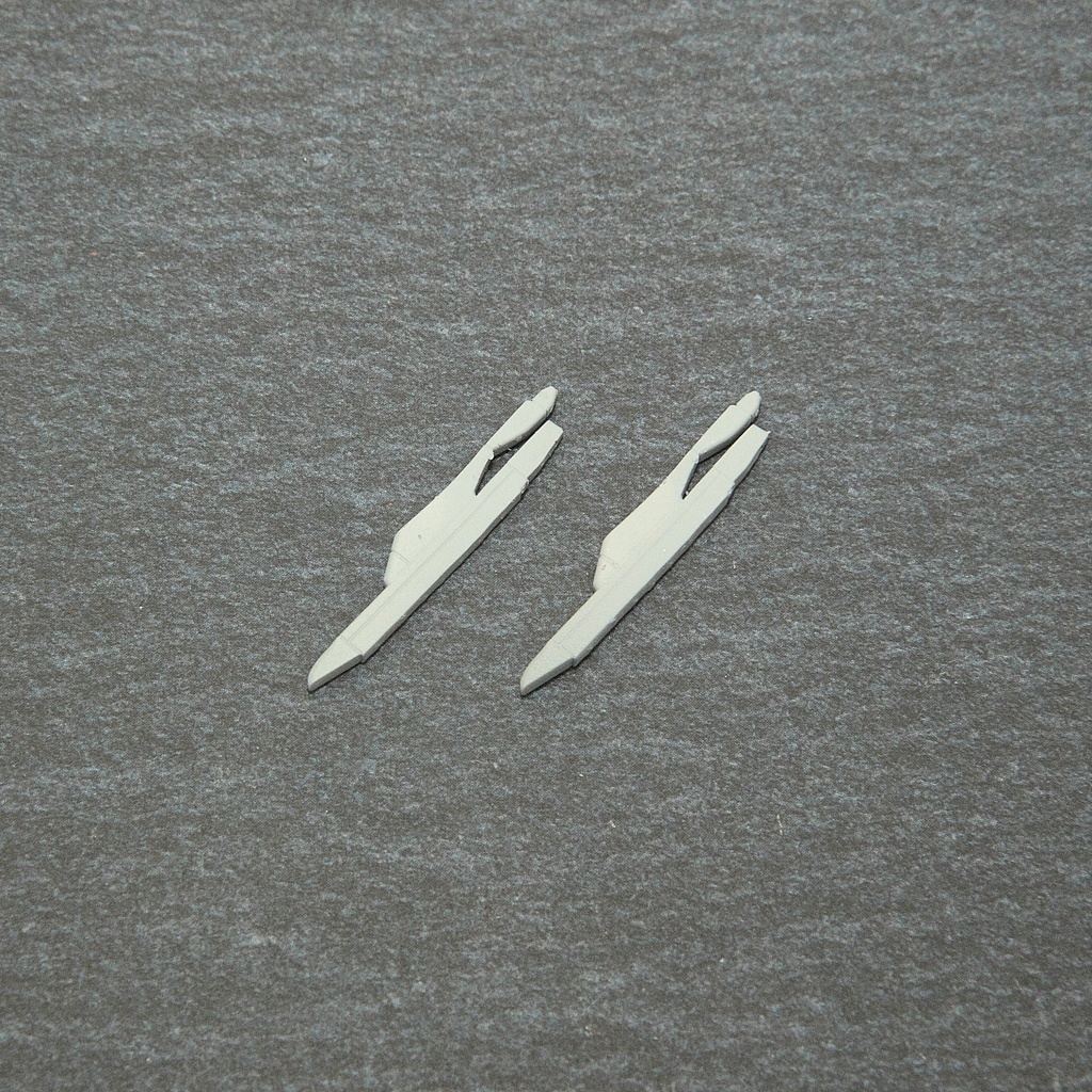【在庫品】1/72スケール PD-62-8パイロン APU-60-1 R-60ランチャー付 2本(プラスチックモデル用品)