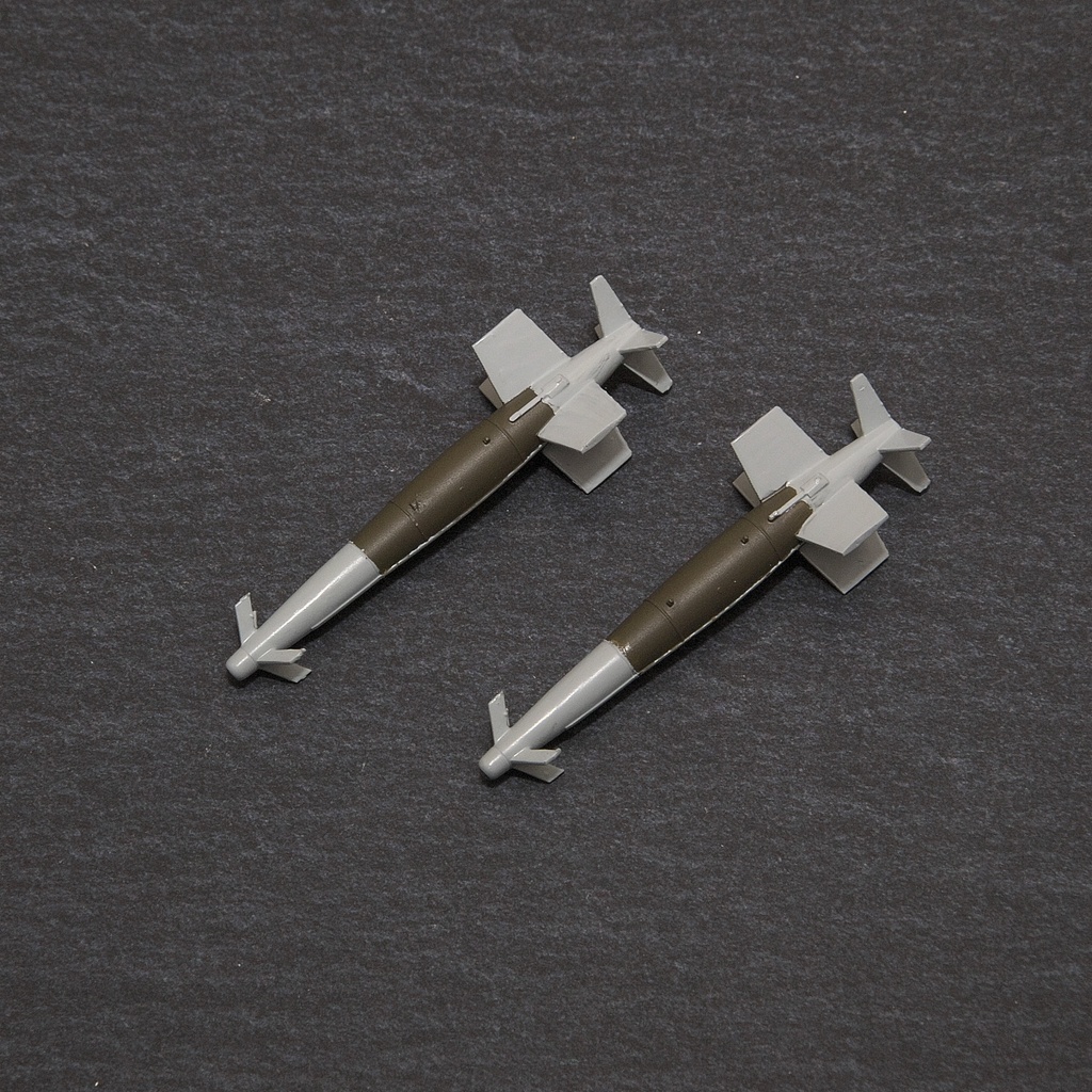 SPICE 2000 2本（1/72スケール プラスチックモデル用品）