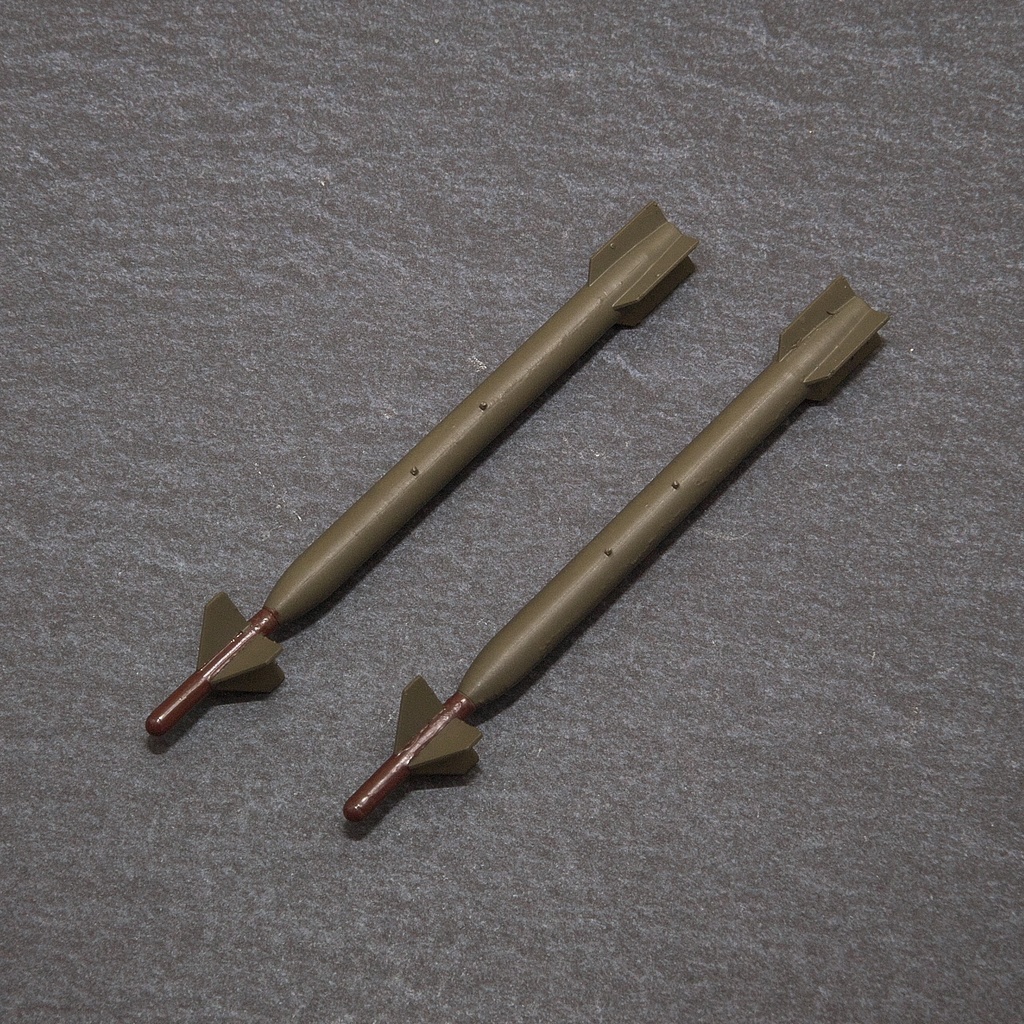 GBU-28 2本（1/72スケール プラスチックモデル用品）