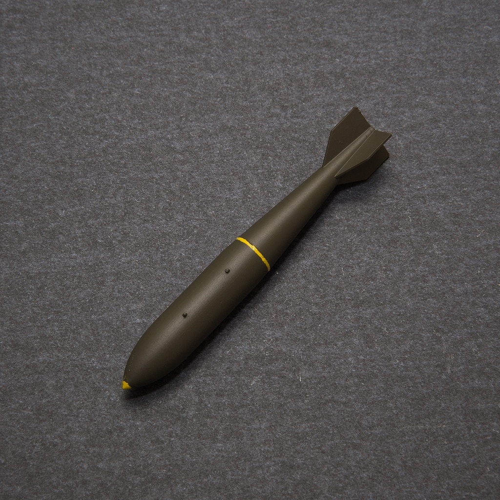M118 3000lb 爆弾 1本（1/72スケール プラスチックモデル用品）