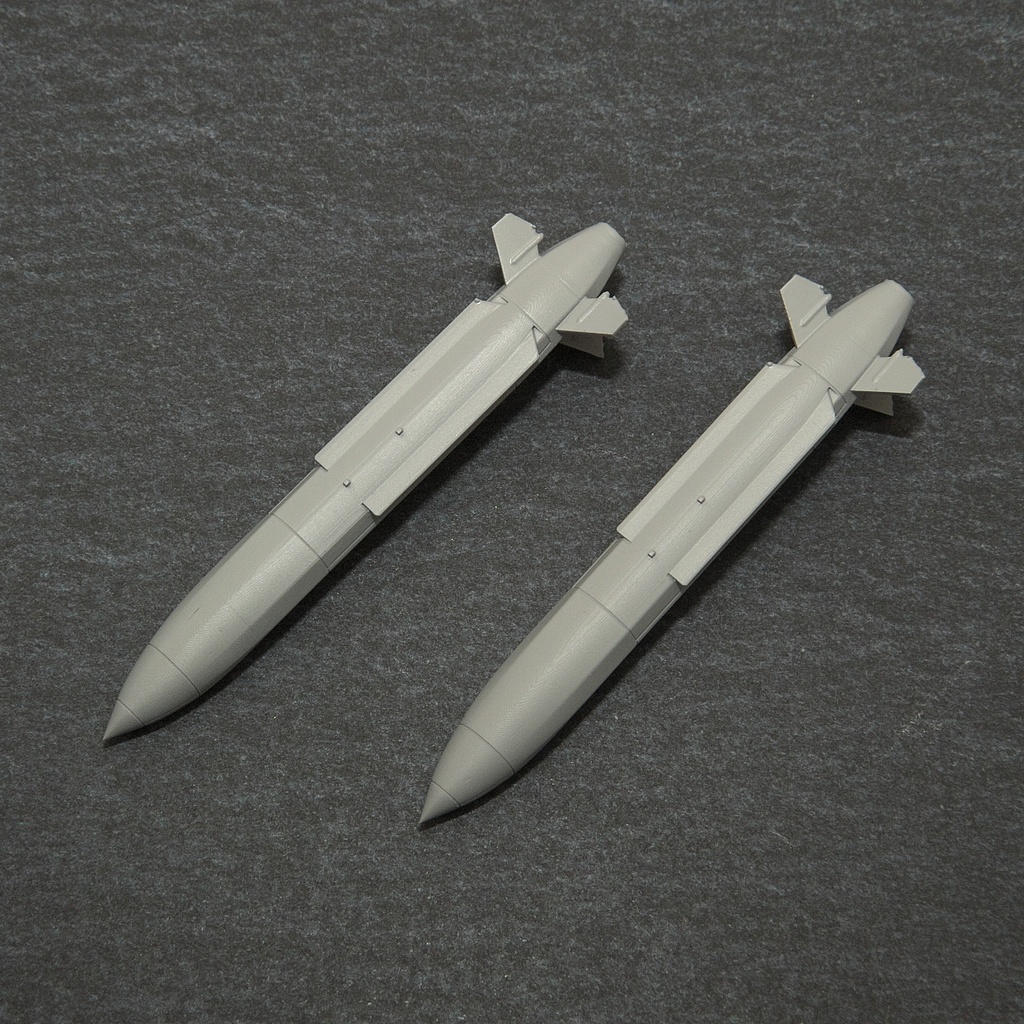 12式地対艦誘導弾能力向上型 (空発型) 2本（1/72スケール プラスチックモデル用品）