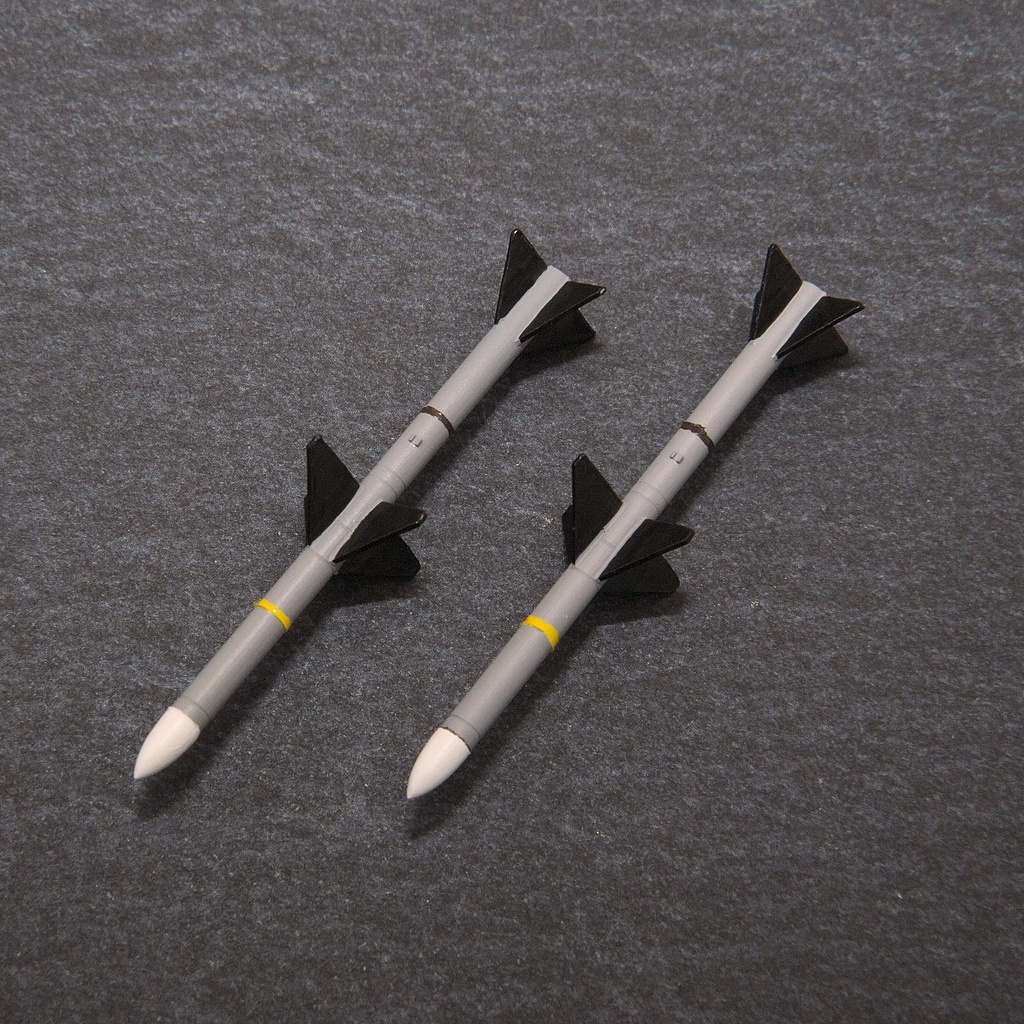 AIM-7M スパロー(1/72スケール プラスチックモデル用品)