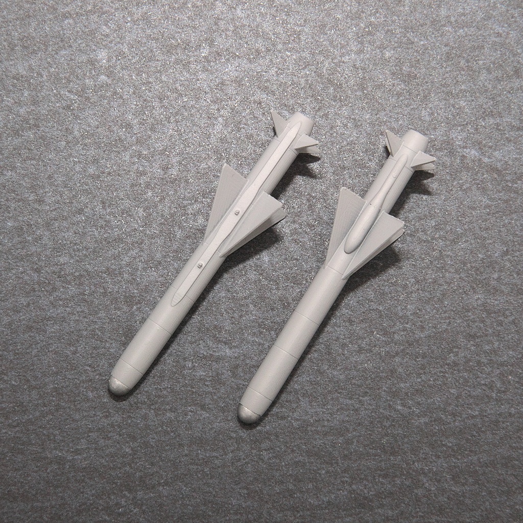 ASM-2 (93式空対艦誘導弾) 2本（1/72スケール プラスチックモデル用品）