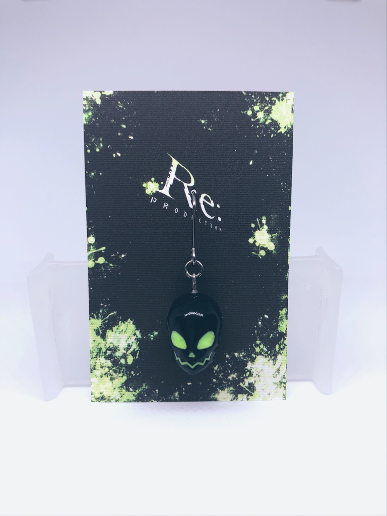 ハロウィンピアス(髑髏)