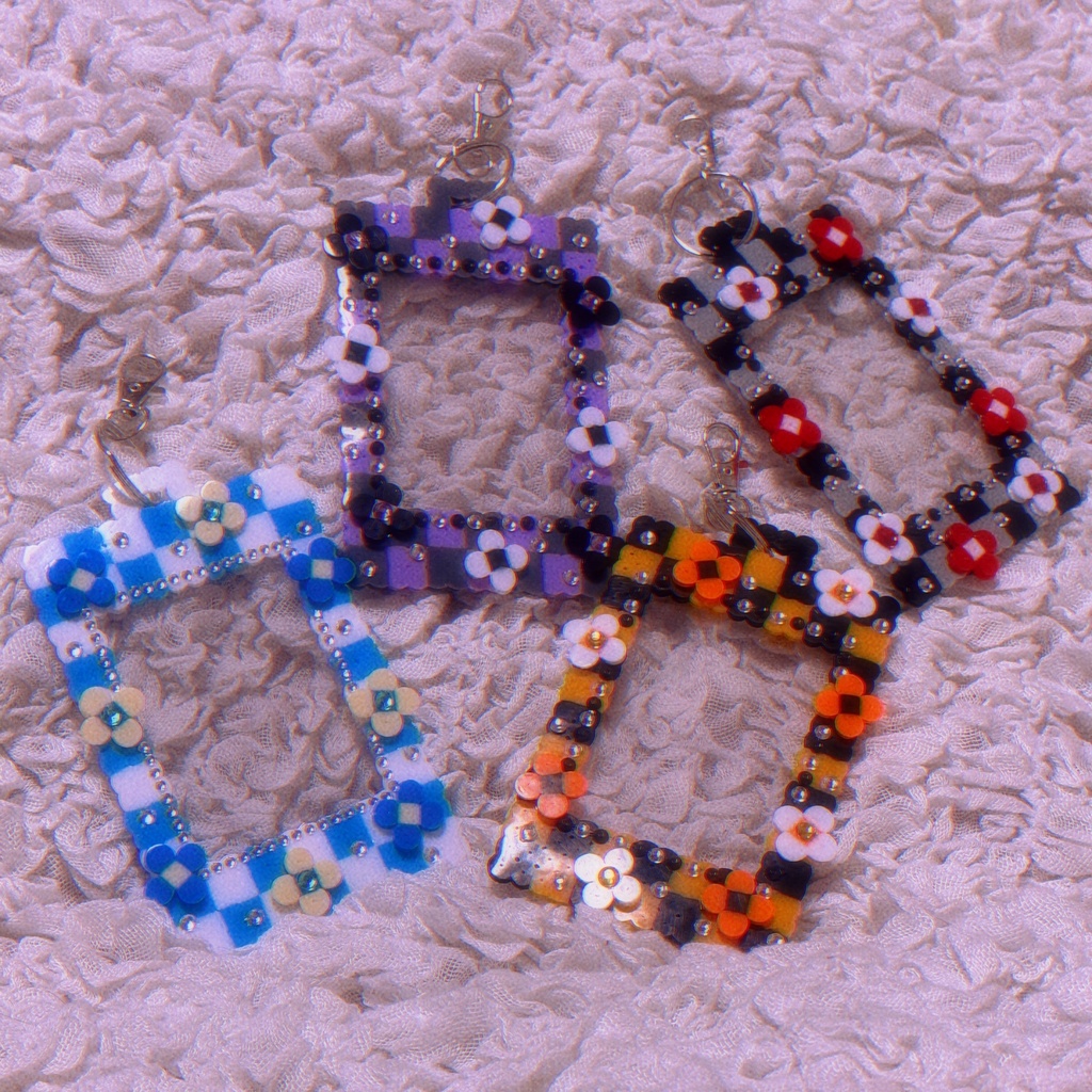 🌼チェッカー カードケースキーホルダー