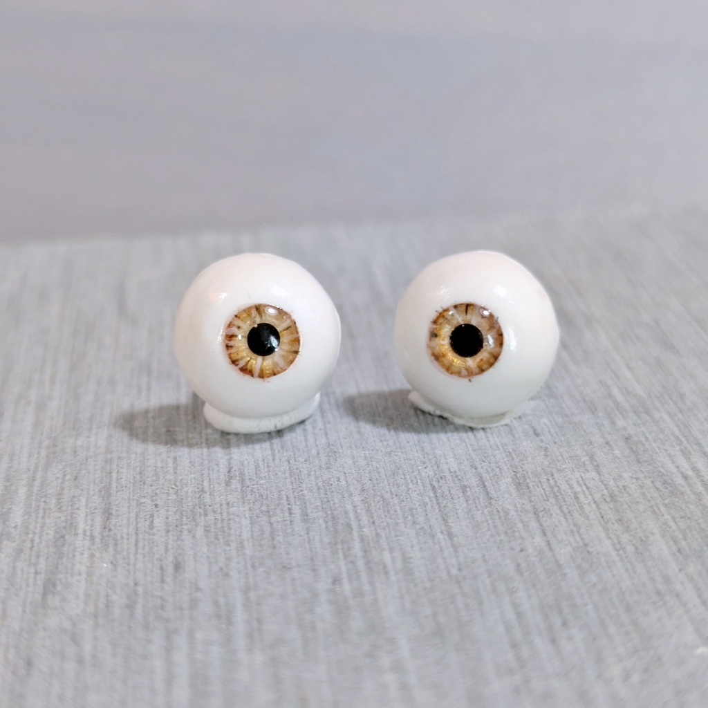 【10mm】プロトアイF(足付き三白眼)【アウトレット】