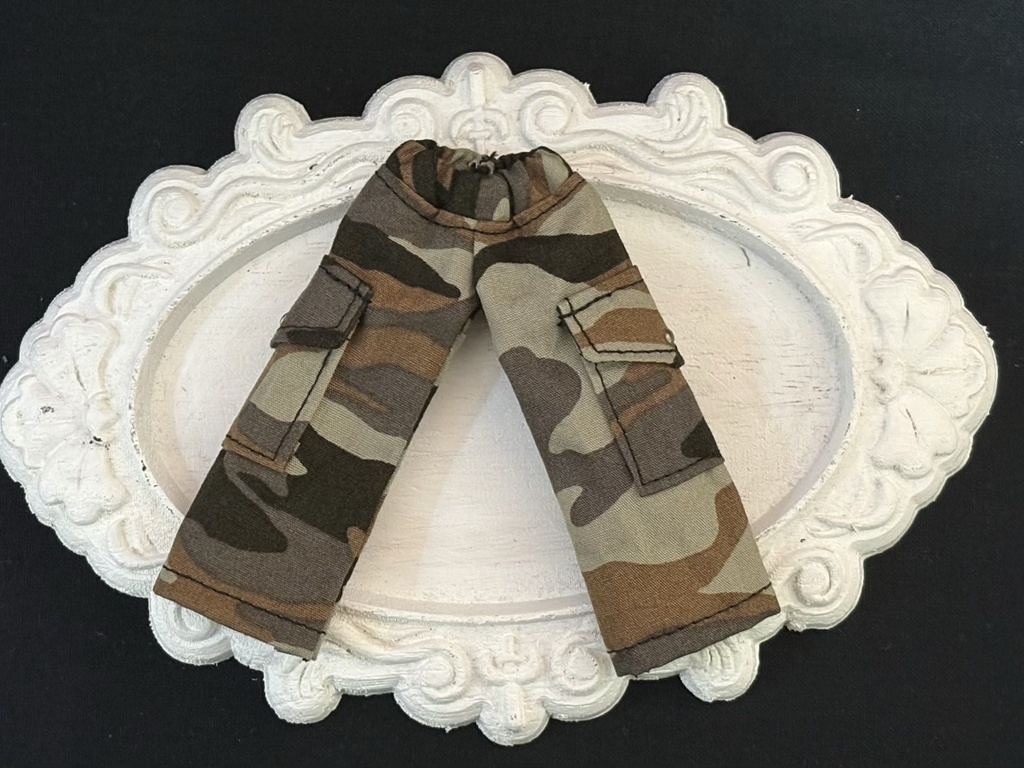 クロップドカーゴパンツ