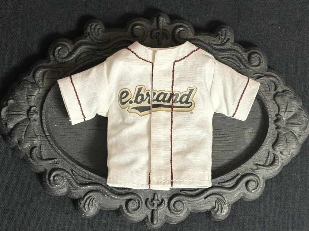 ベースボールシャツ