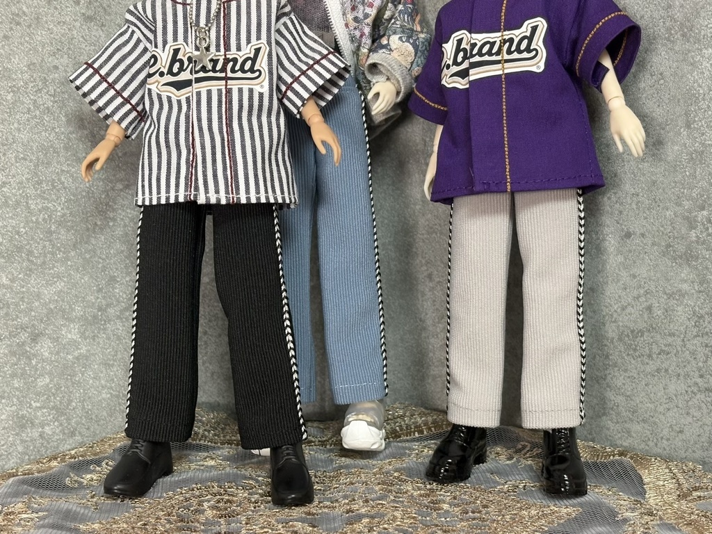 ラインリブパンツ