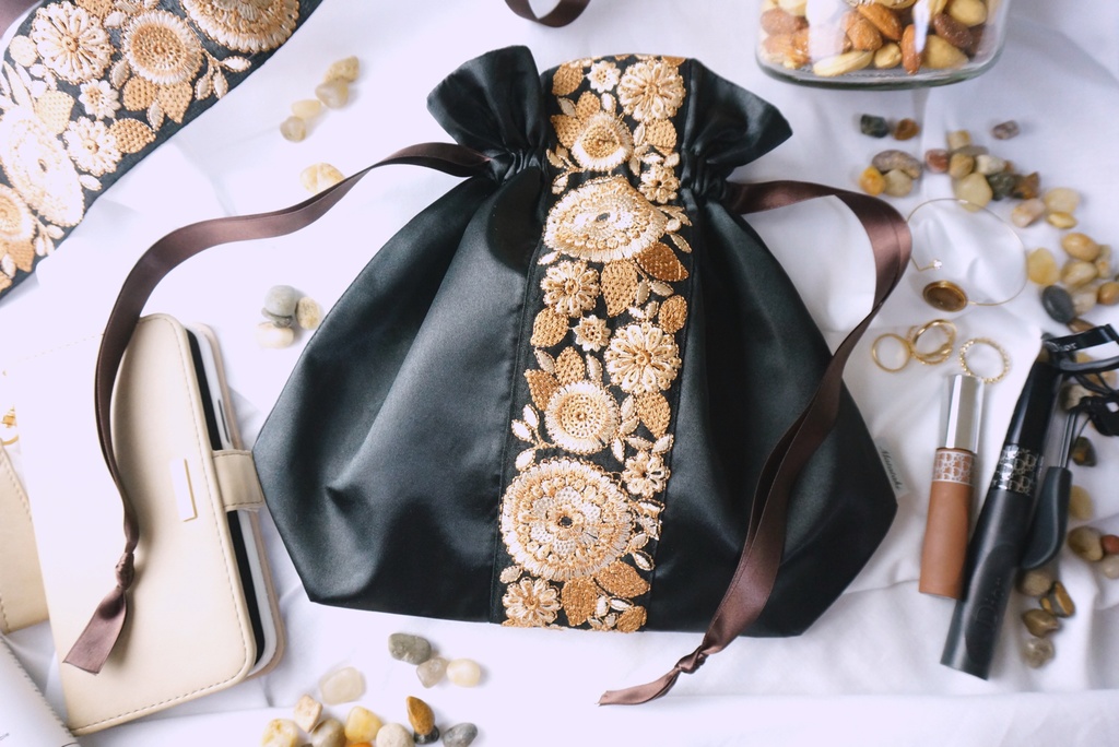 燭台切光忠イメージ【トラベル巾着ポーチ】