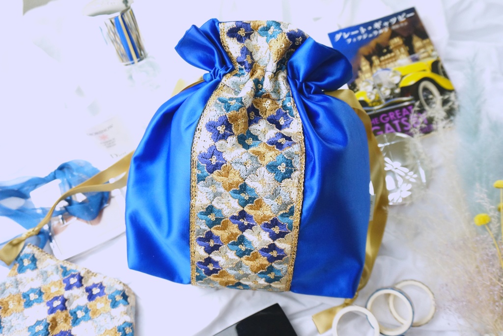 三日月宗近イメージ【トラベル巾着ポーチ】