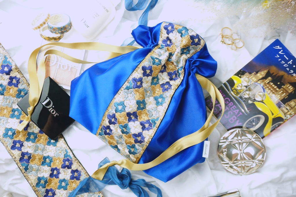 三日月宗近イメージ【トラベル巾着ポーチ】