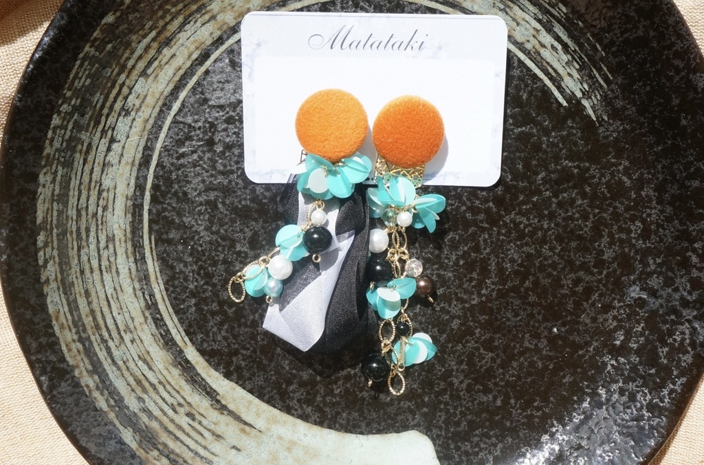 浦島虎徹イメージ/くるみボタンの大ぶりピアス(イヤリング)