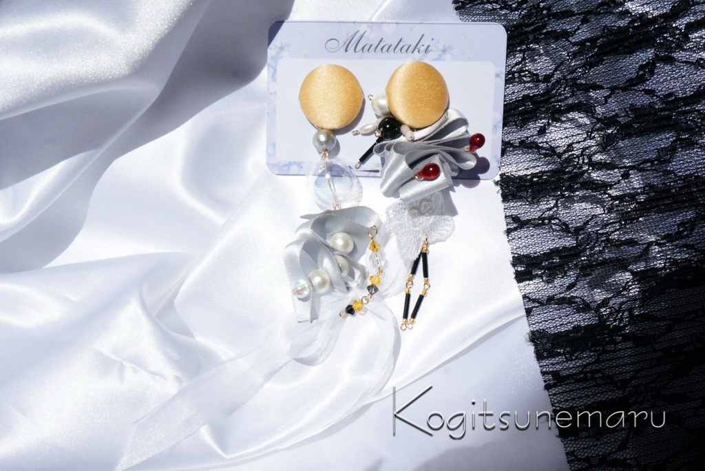 刀剣男士イメージ/くるみボタンの大ぶりピアス(イヤリング)