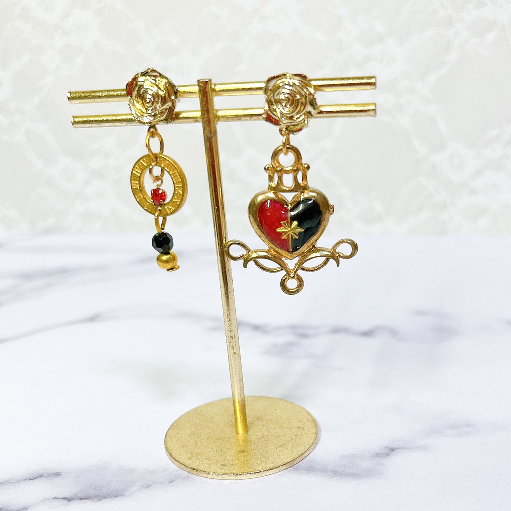 ツイステ/リドル/ハーツラビュル寮イメージアクセサリー