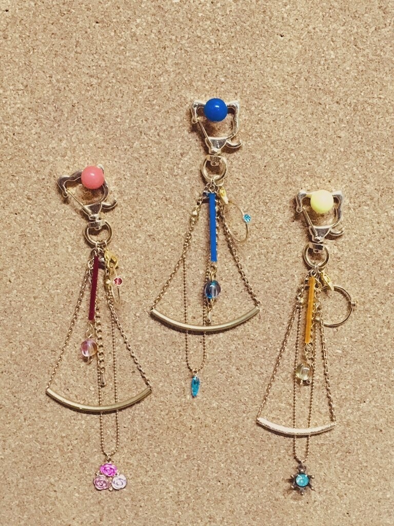 海との結婚イメージ バッグチャーム