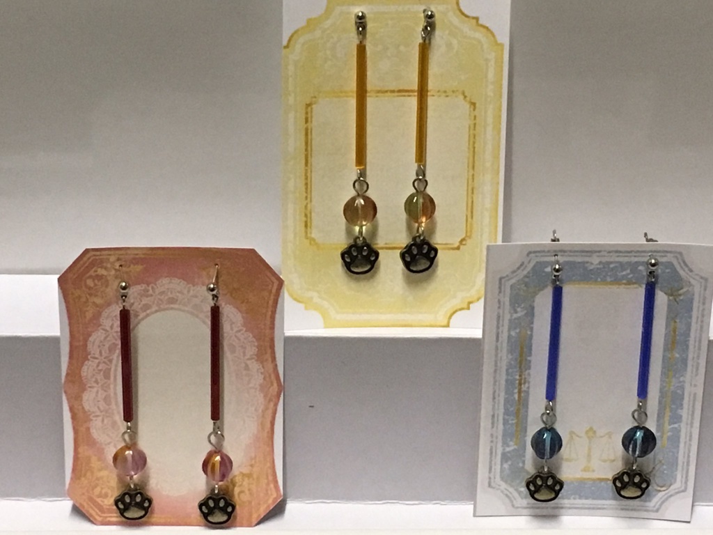 ３社イメージピアス・イヤリング