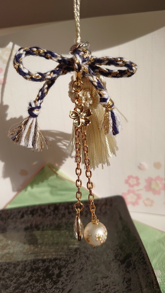 【伊達組】鶴丸・燭台切・大倶利伽羅・太鼓鐘イメージタッセル【刀剣乱舞】