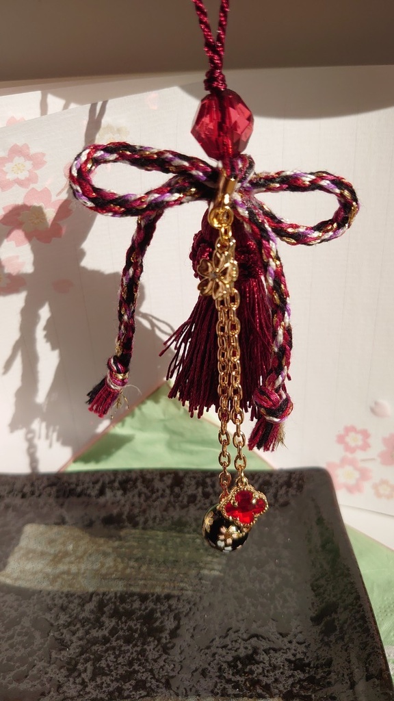 【伊達組】鶴丸・燭台切・大倶利伽羅・太鼓鐘イメージタッセル【刀剣乱舞】